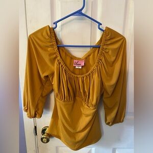 Mustard yellow vacation top